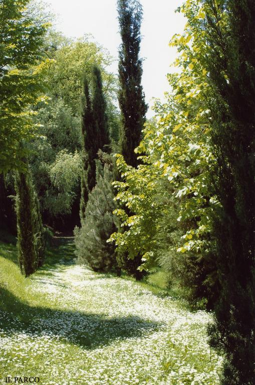 La Vecchia Quercia Bed & Breakfast Selci  Екстериор снимка