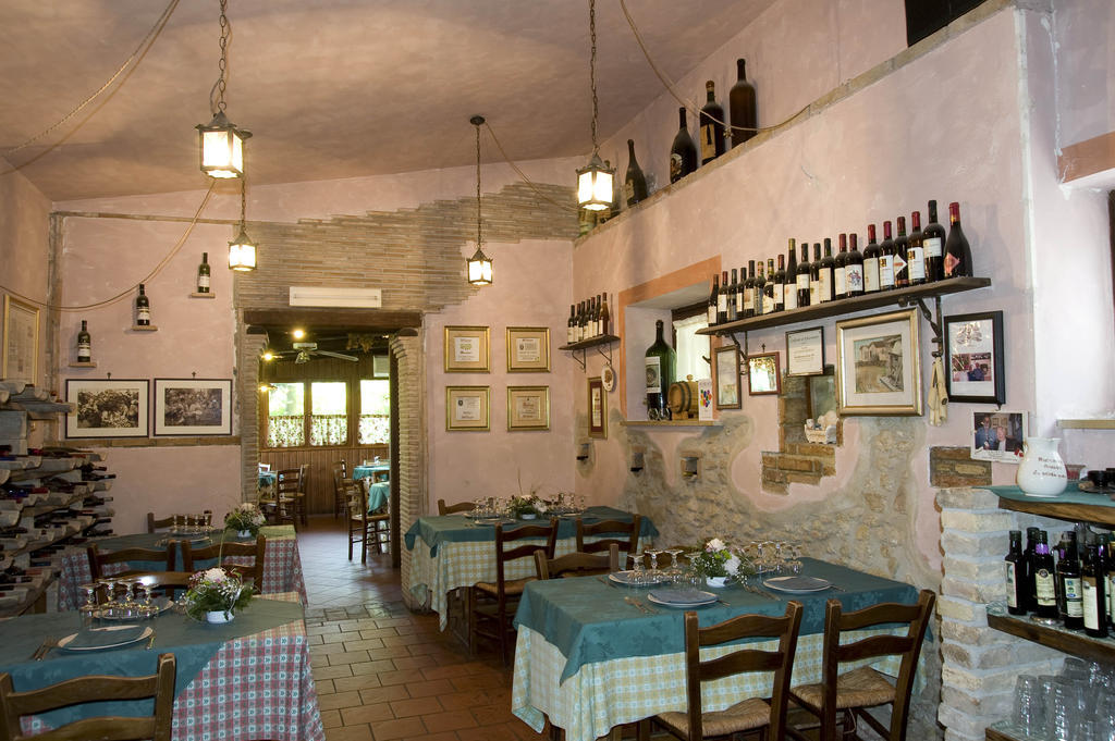 La Vecchia Quercia Bed & Breakfast Selci  Екстериор снимка